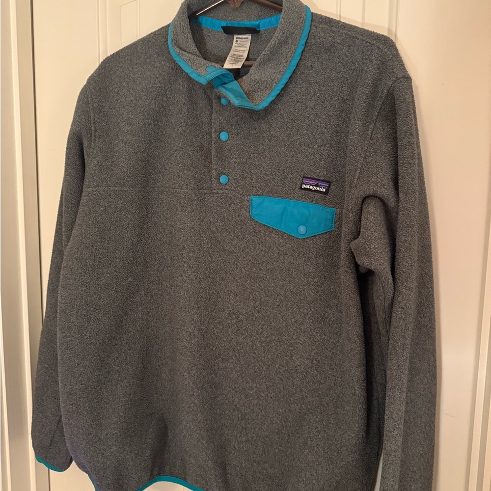 Gray and Teal Snap-T Patagonia Pullover